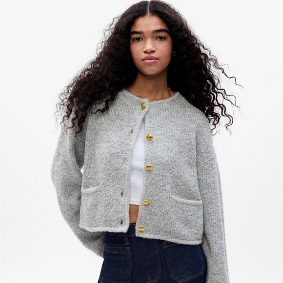 SOLD GAP Boucle Cropped Sweater Jacket NWT - Picture 1 of 4